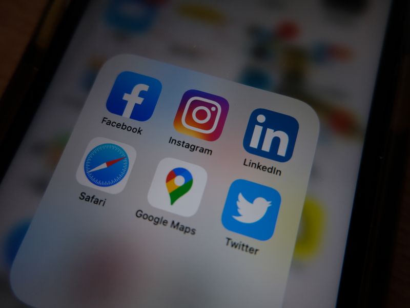 How Social Media Fits into Reputation Management